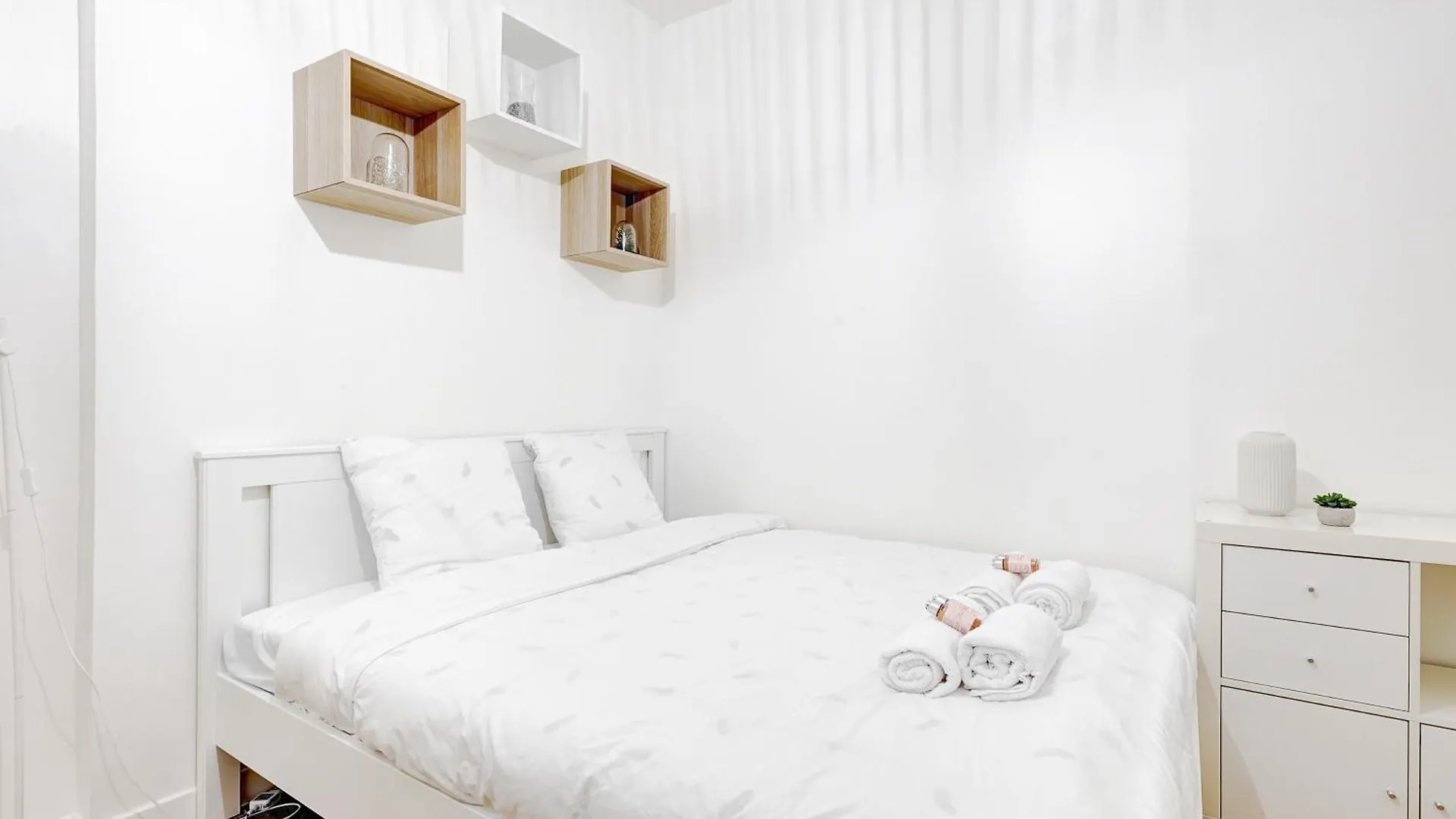 Appartement Elegance Haussmannienne Au Coeur Du Marais à Paris France