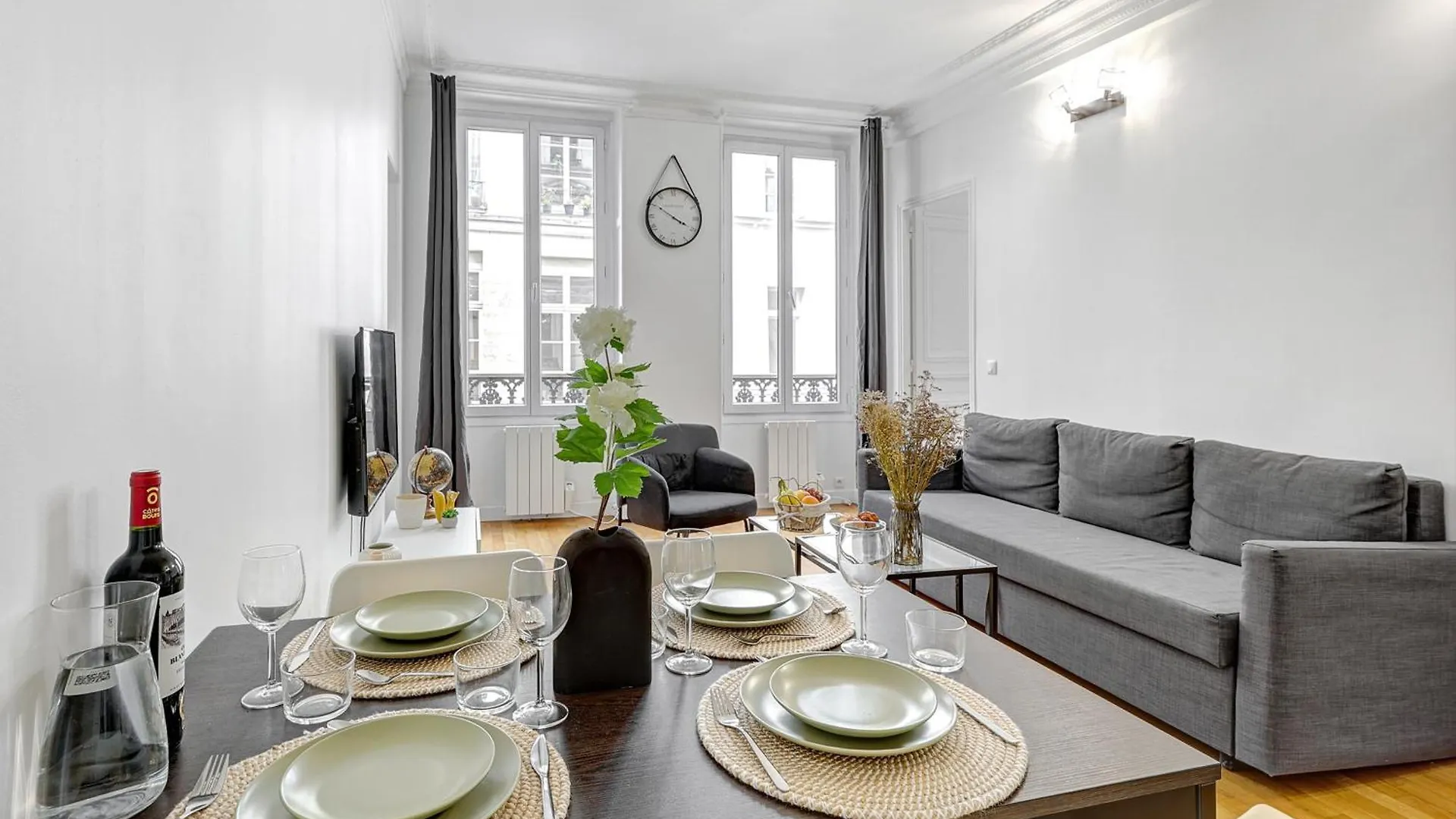 Appartement Elegance Haussmannienne Au Coeur Du Marais à Paris France